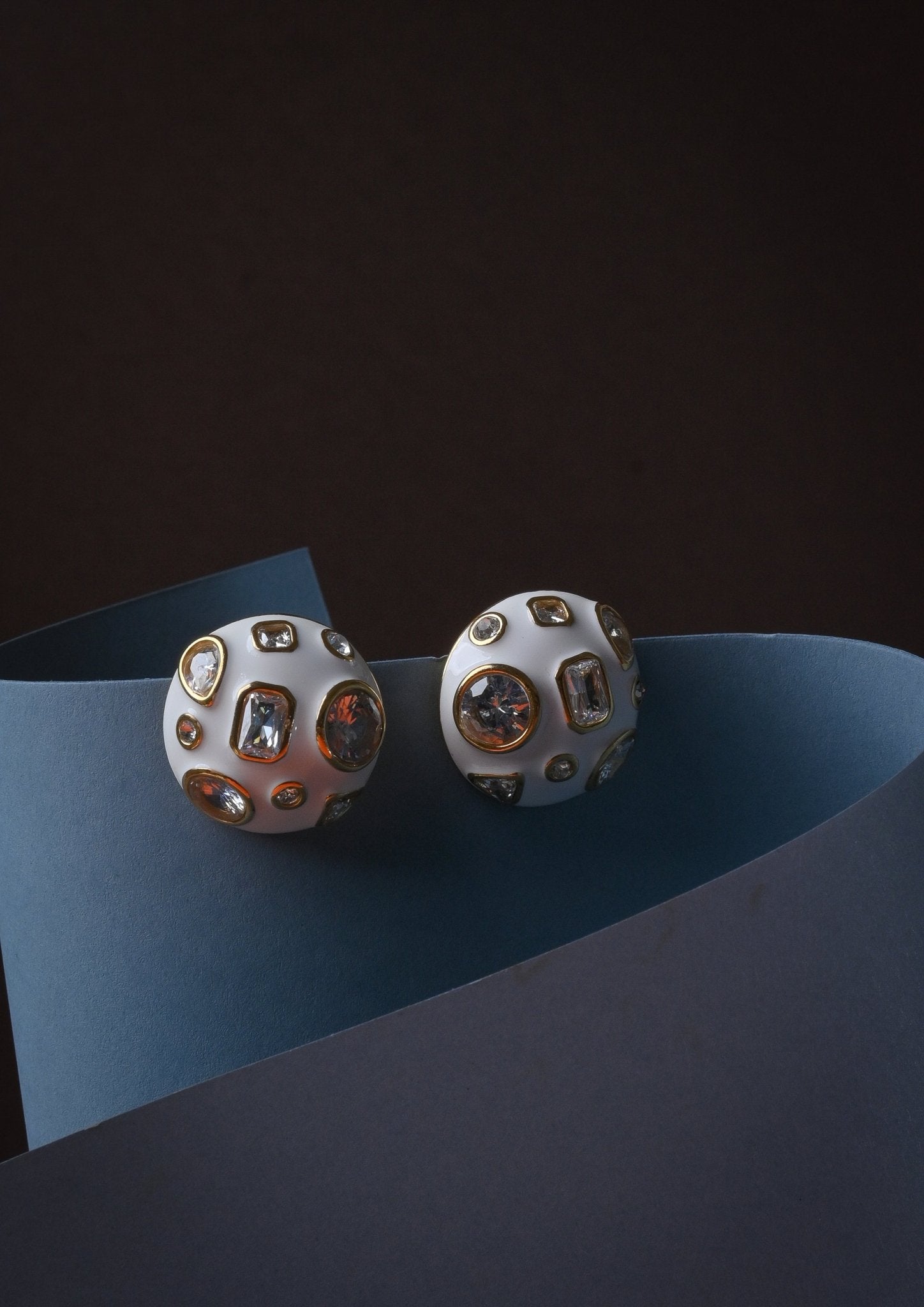 Round enamel stone studs - Reen & co.Round enamel stone studs