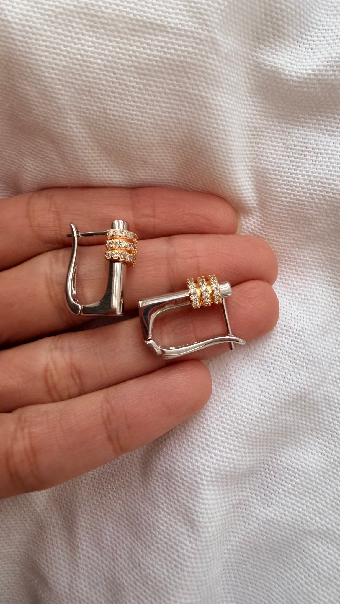 Mini silver ring earrings - Reen & co.Mini silver ring earrings