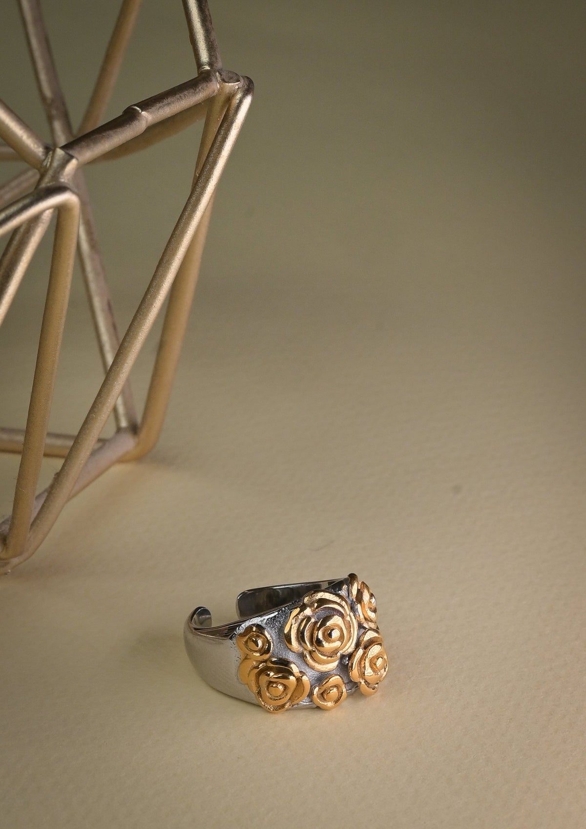 3D Flower statement ring - Reen & co.3D Flower statement ring