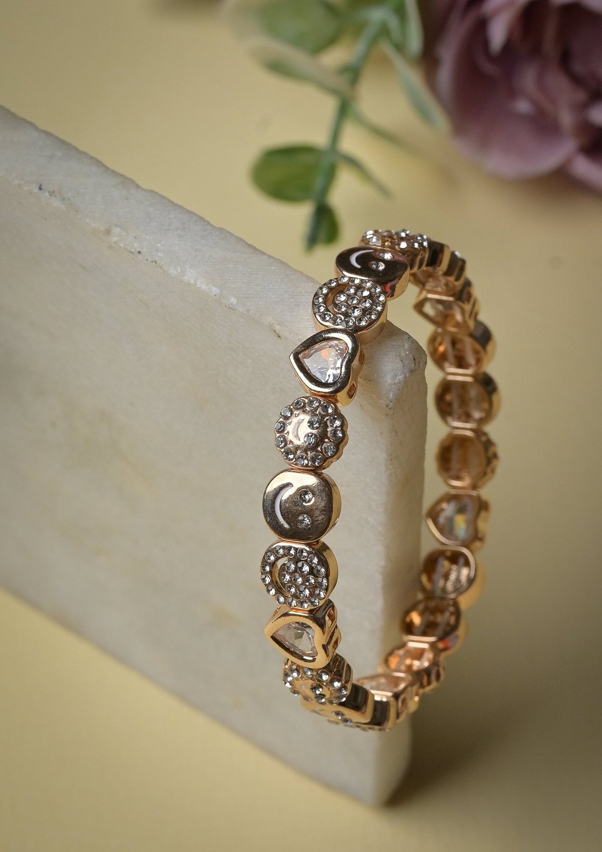 Smiley and heart bracelet - Reen & co.Smiley and heart bracelet