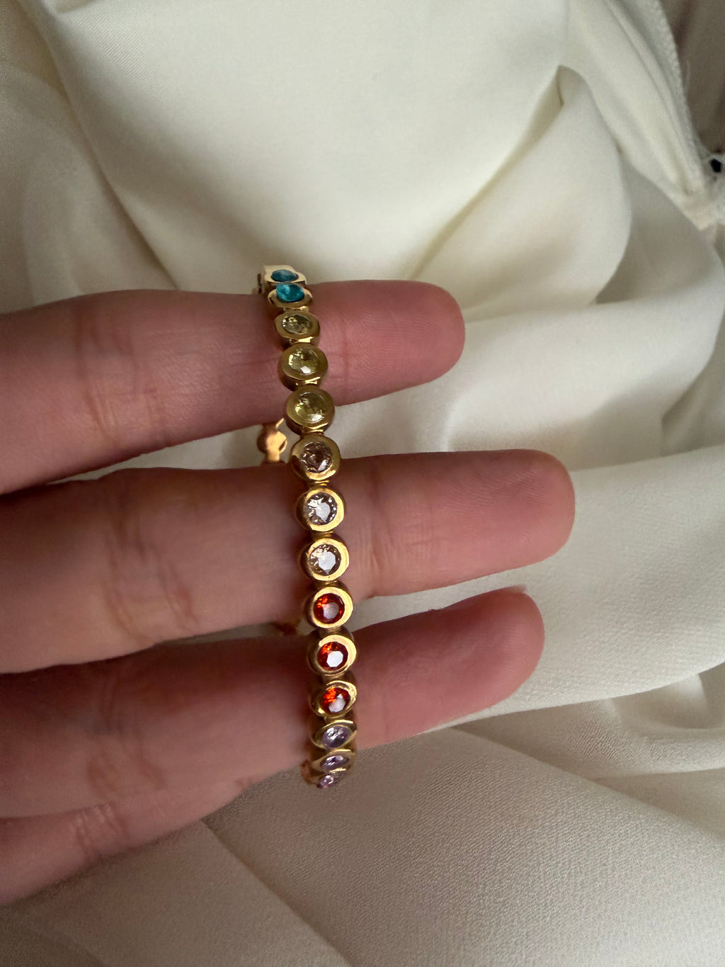 Multicoloured stone bangle