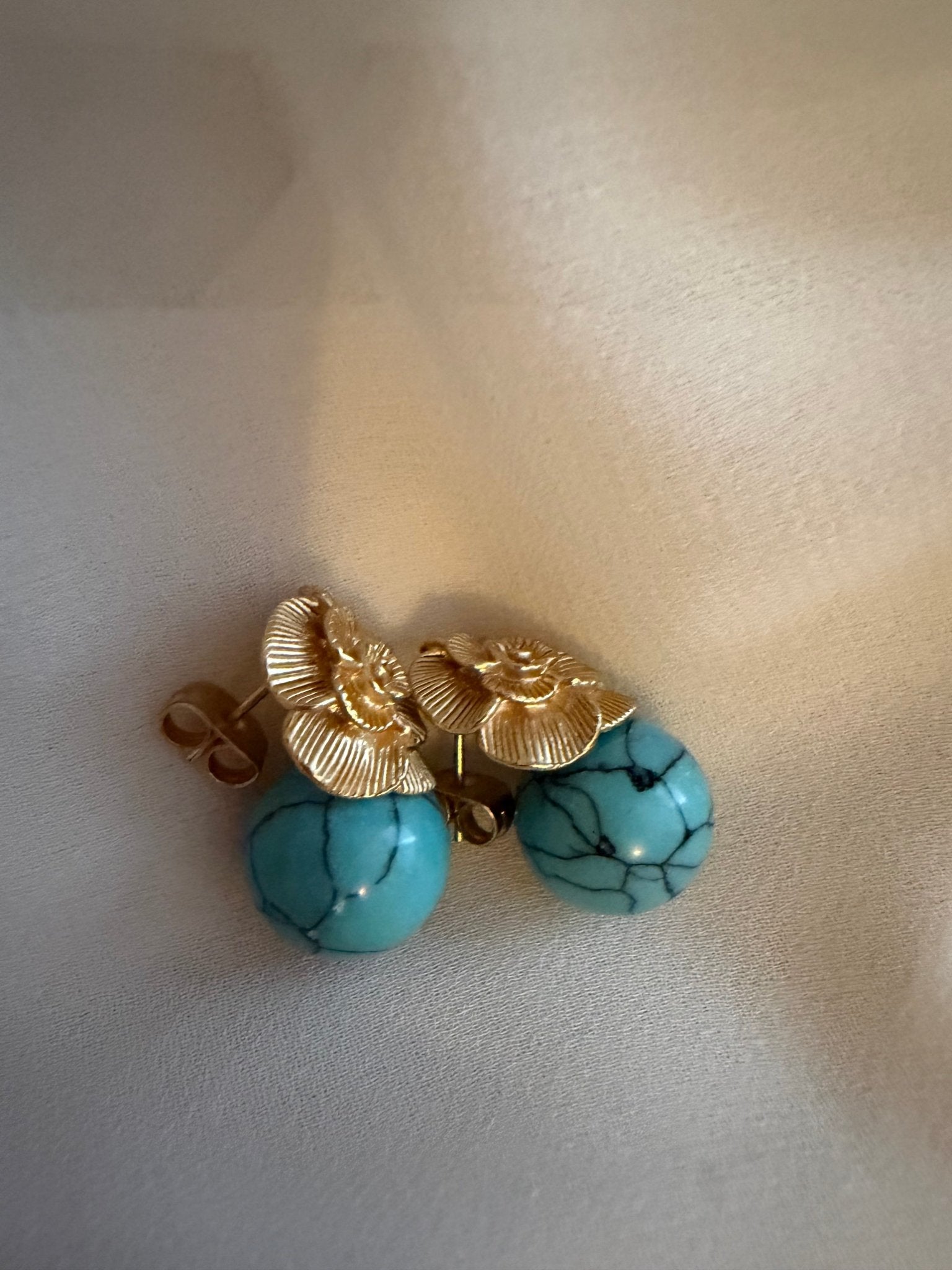 Jade leaf earrings - Reen & co.Jade leaf earrings