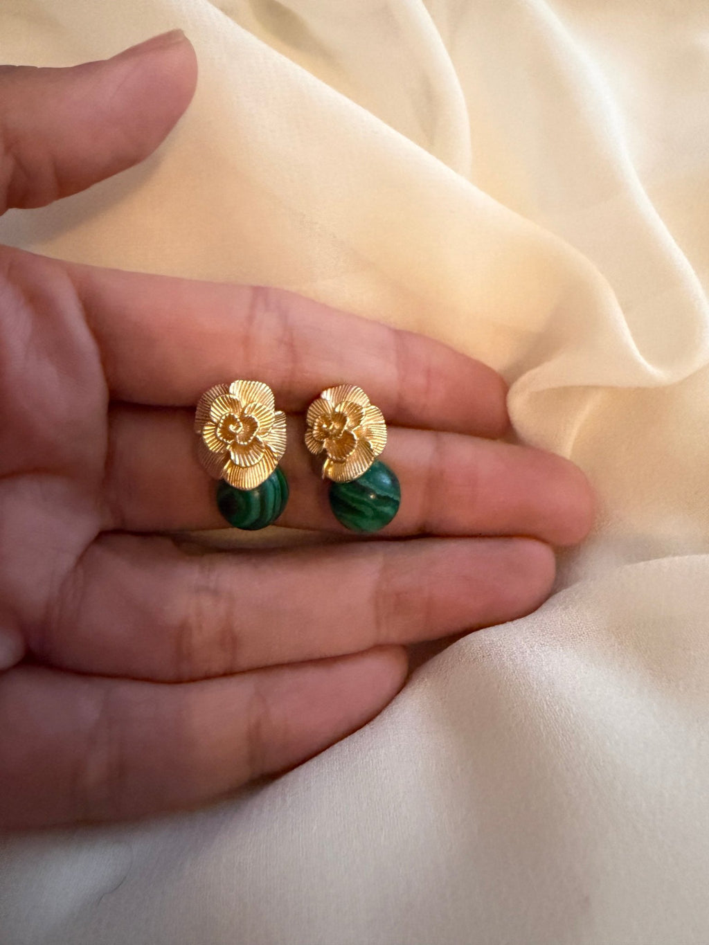 Jade leaf earrings - Reen & co.Jade leaf earrings