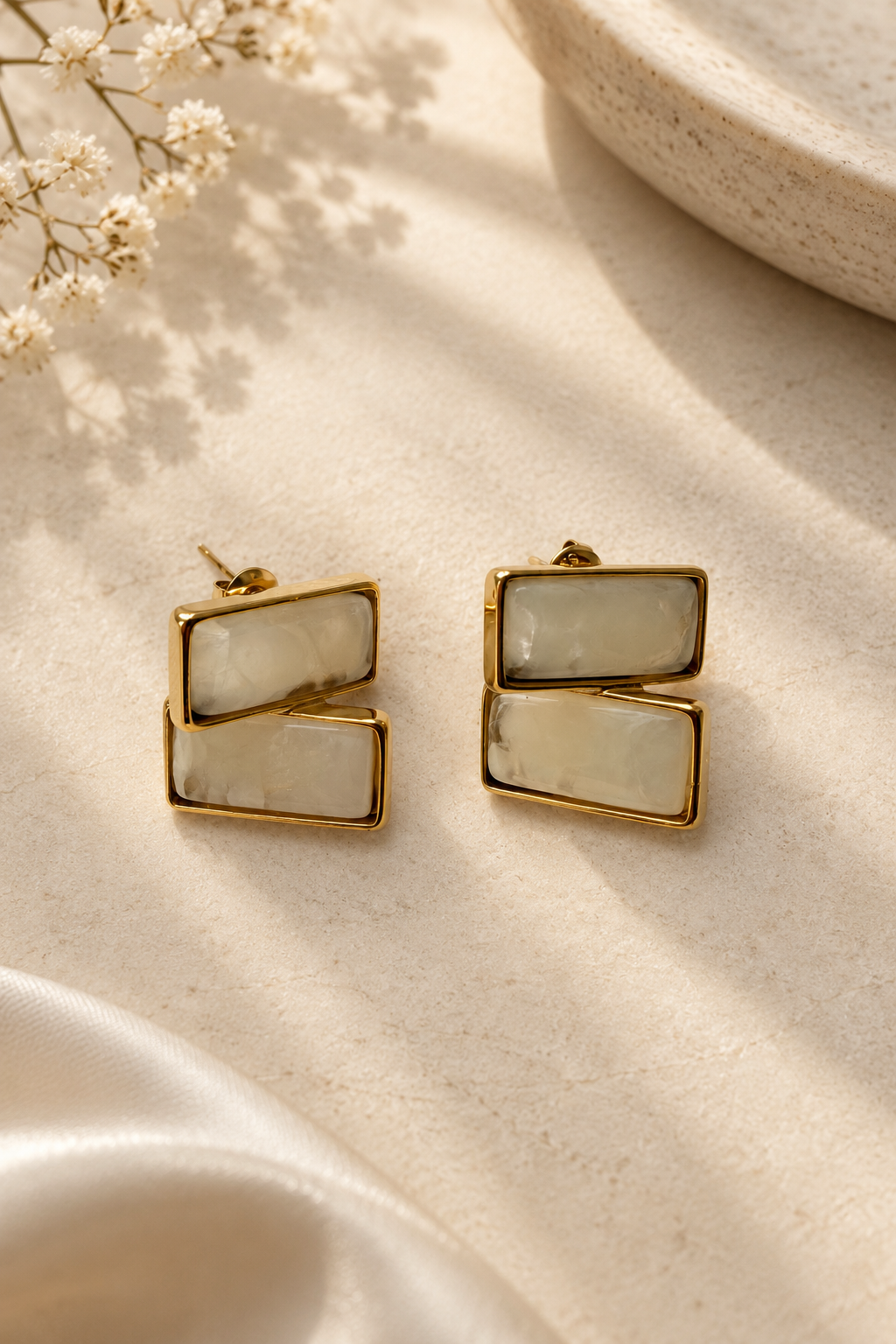 Acrylic Resin Rectangle stud earrings
