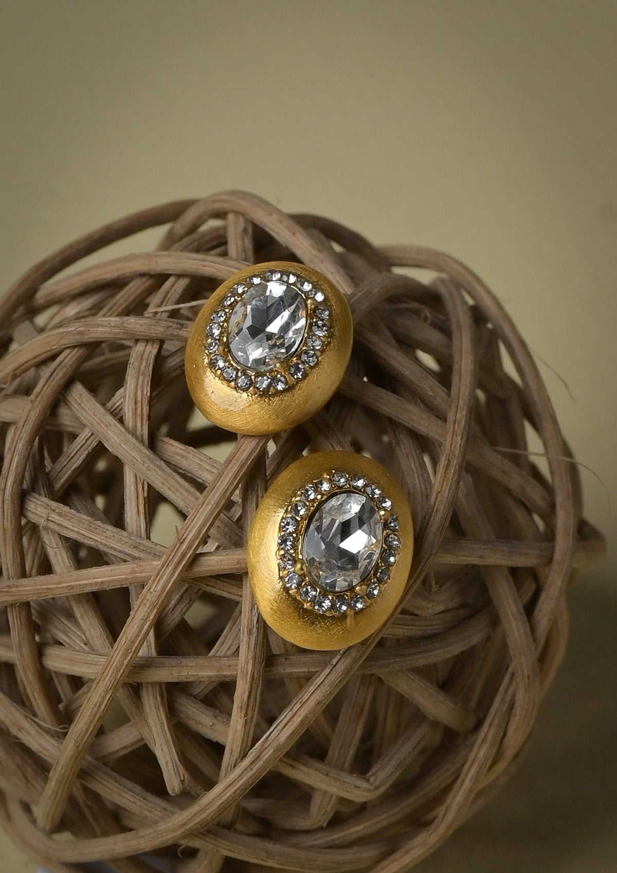 Mini gold studs - Reen & co.Mini gold studs