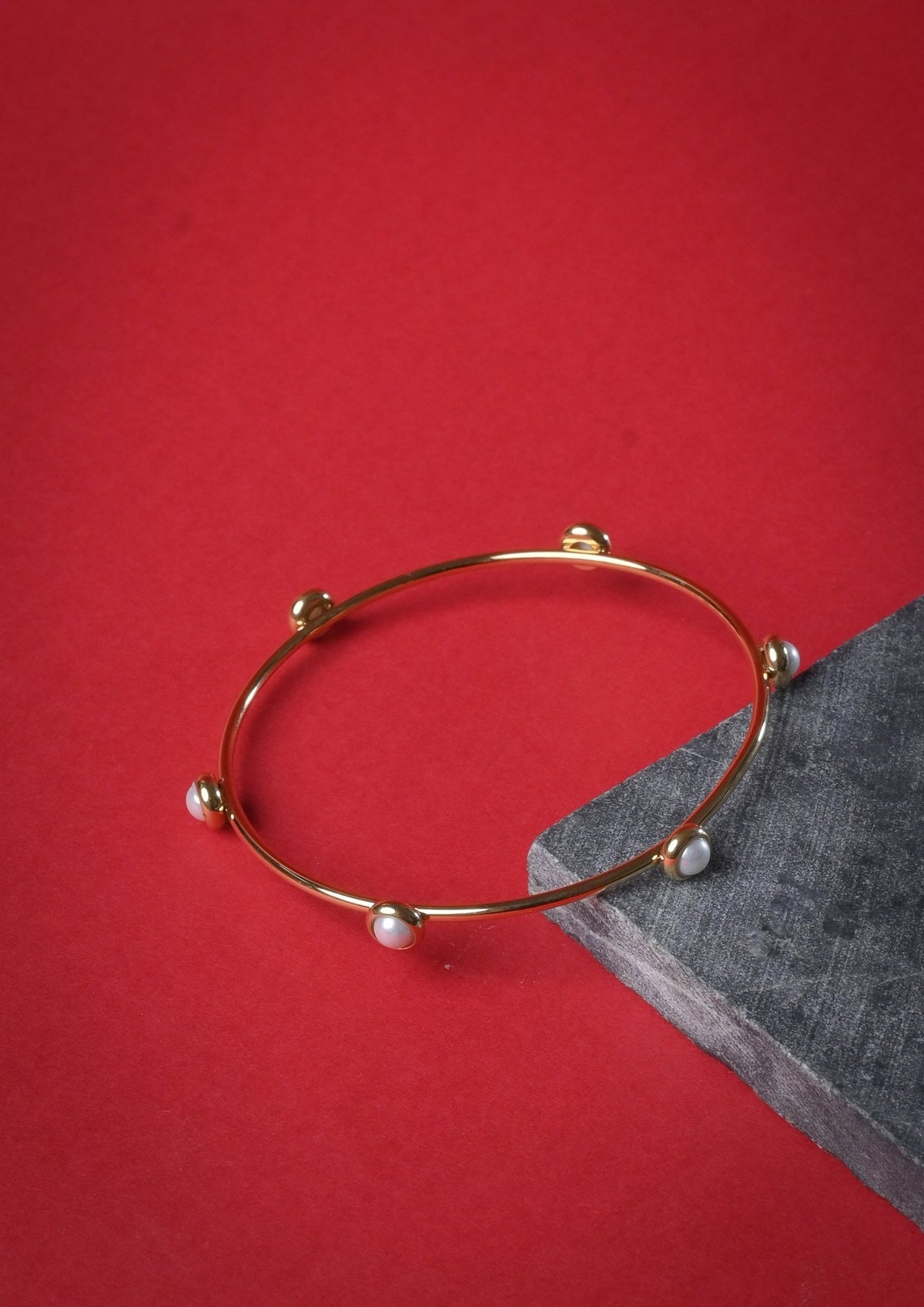 Pearl flower bangle - Reen & co.Pearl flower bangle